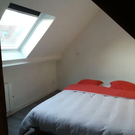 Le Vivier Avec Parking Apartamento *