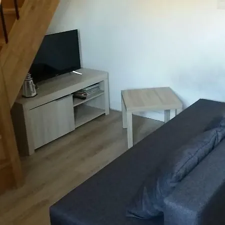 Le Vivier Avec Parking Apartamento *